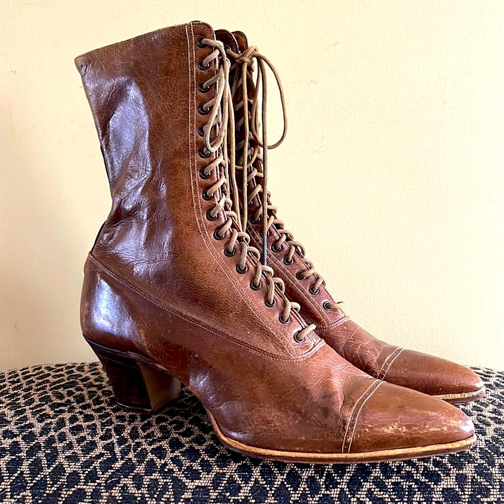 Antique Edwardian/Victorian Lace Up Boots c. 1910